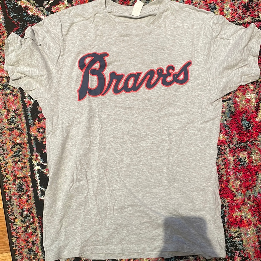 Hank Aaron T-shirt (men’s medium)